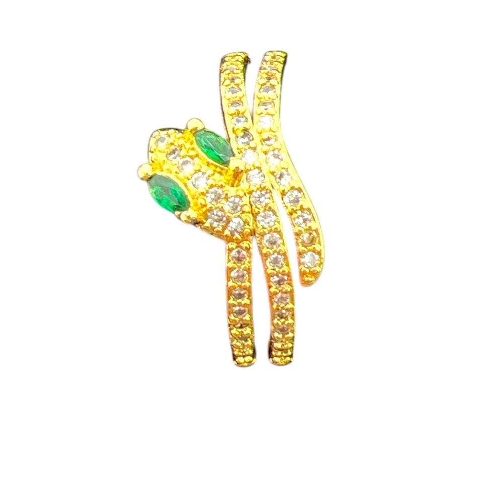 Elegant Gold and Green Women's Jewelry